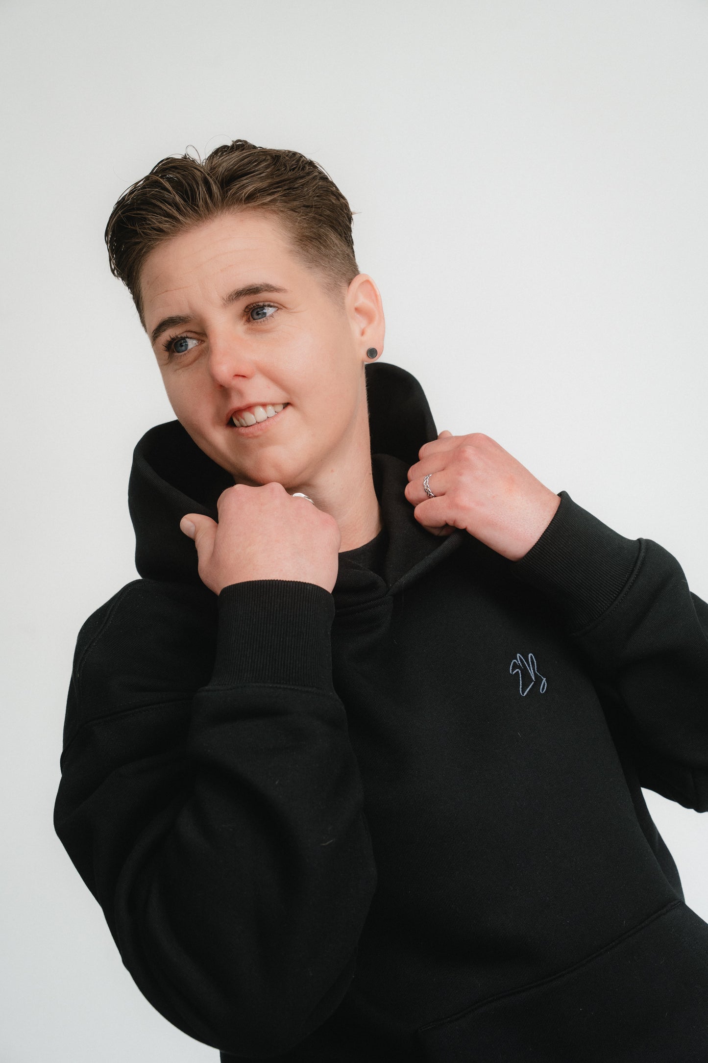EB Essentials Heavy Hoodie Black