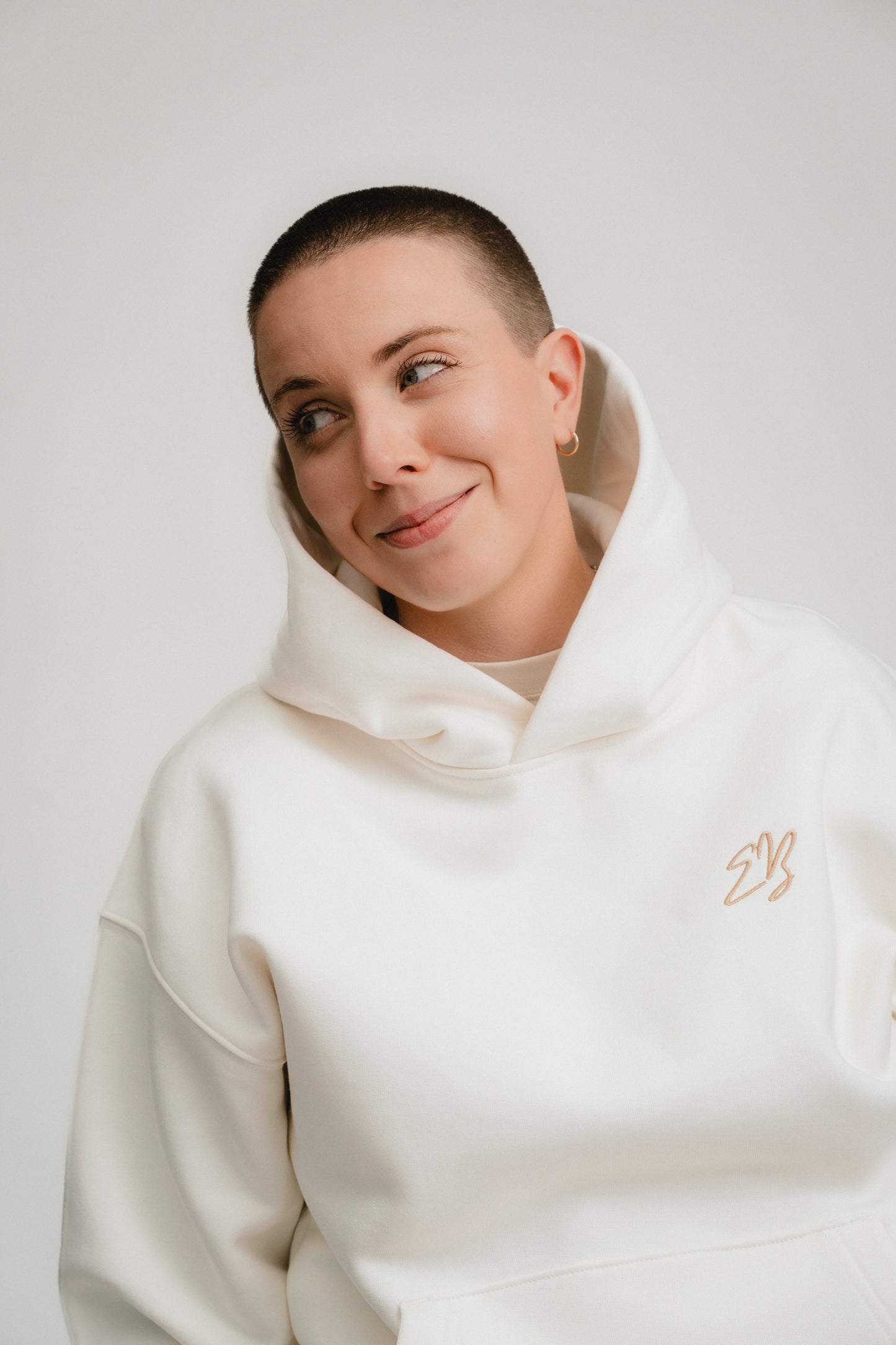 EB Essentials Heavy Hoodie Offwhite