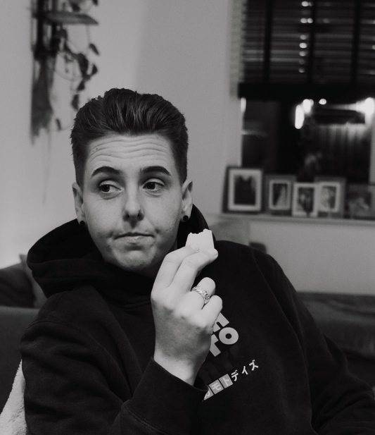 Van overleven naar opladen.Zonder stopcontact. - Energiebazen