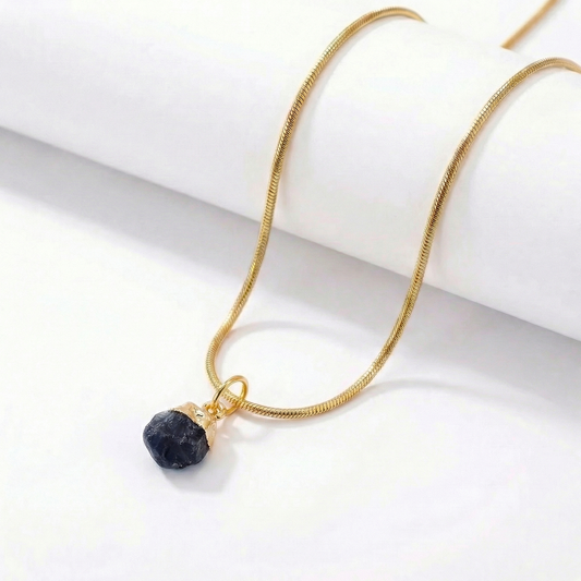 Ketting met Saffier hanger